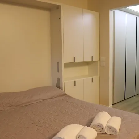 Apartment Monika 512 Lo Scrigno Del Garda (Verona)
